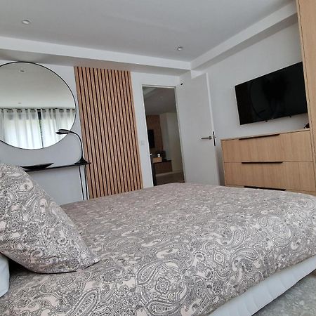Moderne F3 - 10 Min Aeroport Cdg - Paris - Parc Asterix - Disneyland Paris - Tour Eiffel - Champs Elysee - 15 Min Parc Des Expositions Villepinte - 10 Min Le Bourget - 5 Min Du Golf International De Roissy- Jo 2024 Le Thillay Bagian luar foto